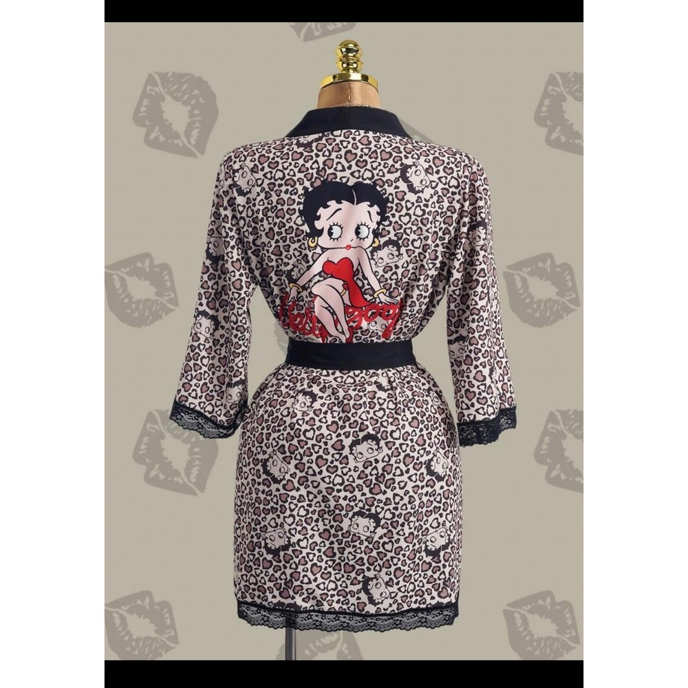 Fleischer Studios Betty Boop Leopard Heart Print Short Robe Lace Trim Small